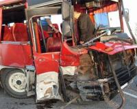 В Курганской области школьный автобус врезался в трактор: пострадали четыре ребёнка